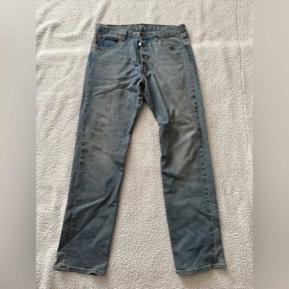 Levi's Men's Light Blue Straight Jeans